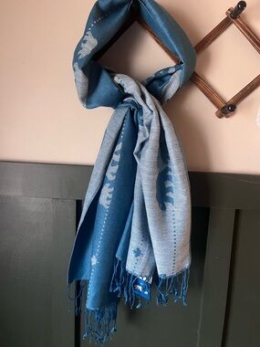 Polar Bear reversible Blue Patterned Scarf with Fringe